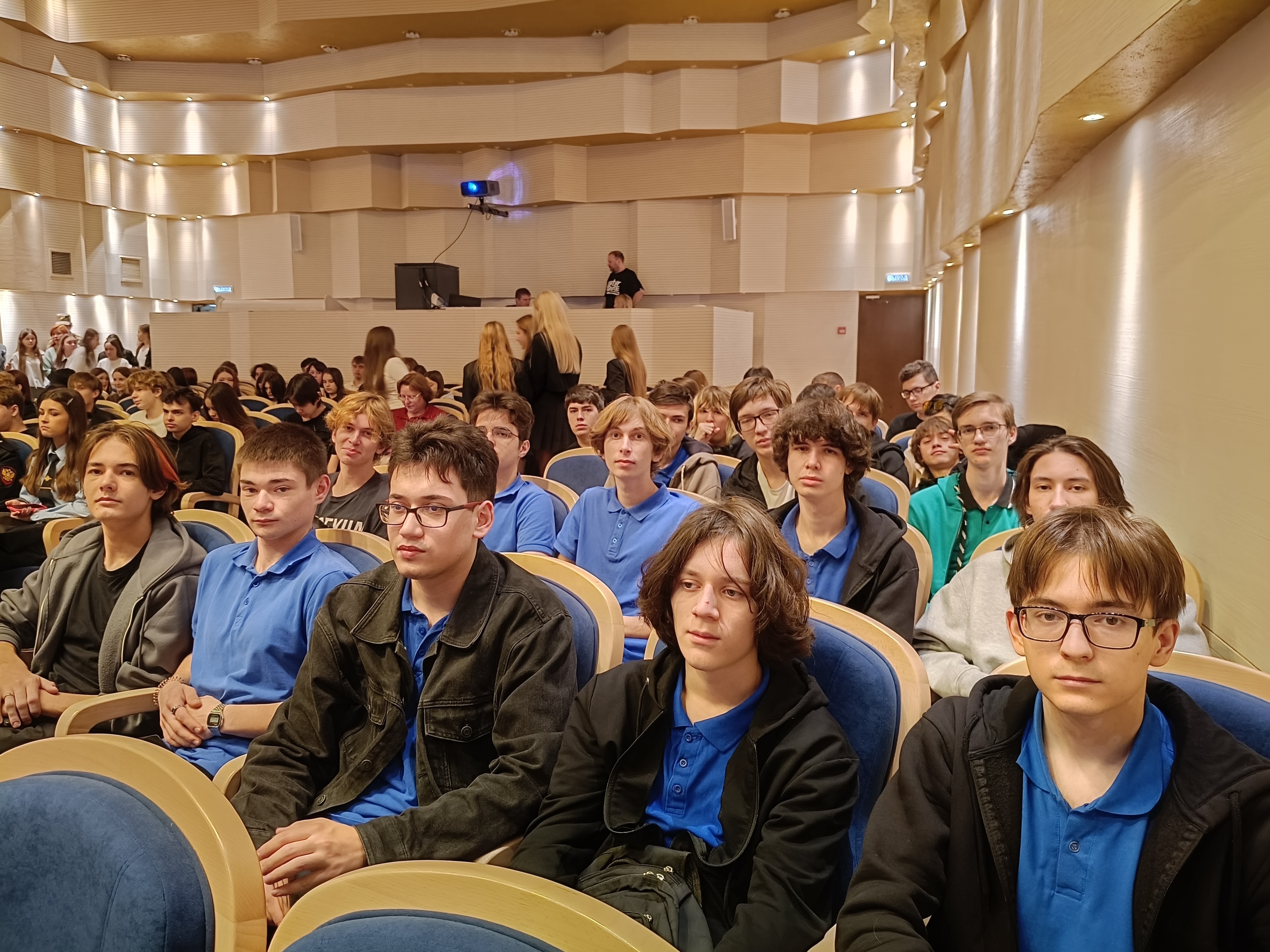 Студенты колледжа посетили форум «Республика со Знанием»